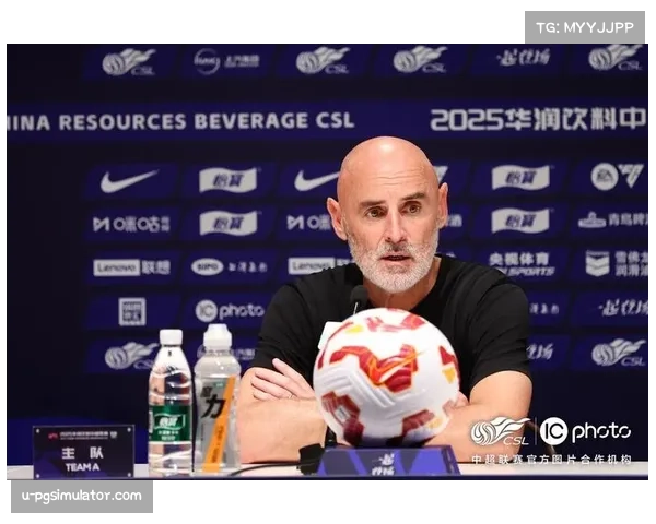 玉昆与海港对攻战至终场 比赛强度与节奏控制得当